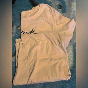 PINK Tshirt